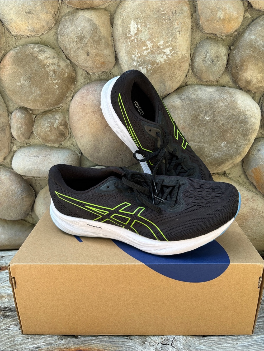 ASICS Gel-Pulse 15 Black/Electric Lime Men’s 11 Sneaker w/ Original Box